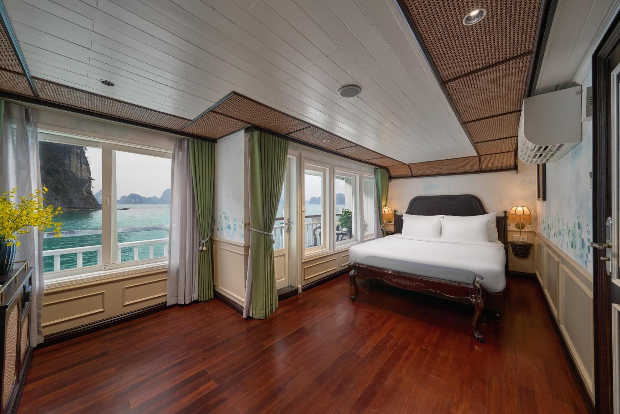 Signature Royal Halong Cruise Ha Long Buitenkant foto