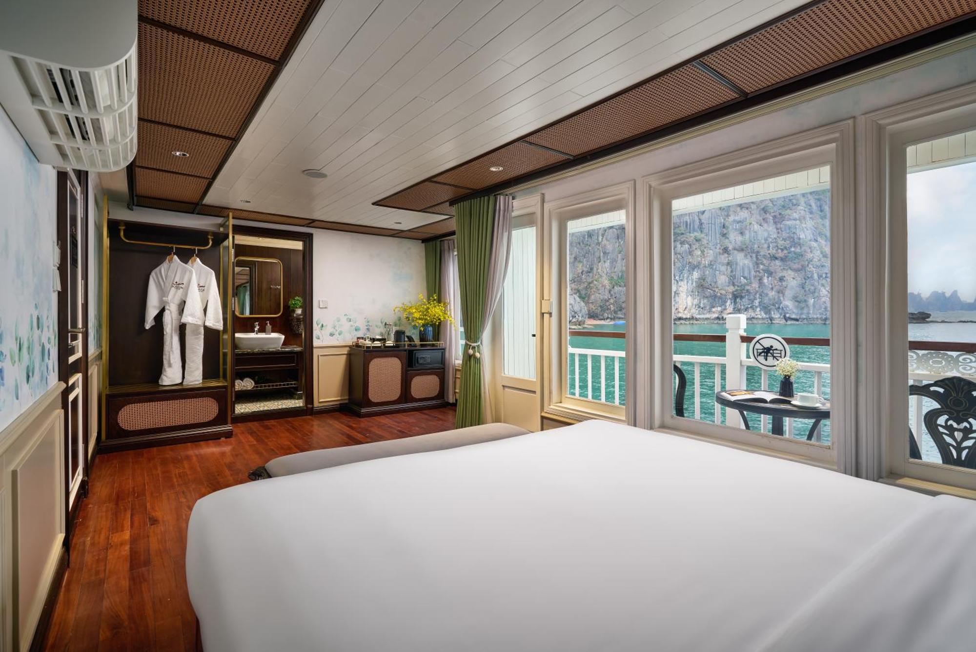 Signature Royal Halong Cruise Ha Long Buitenkant foto