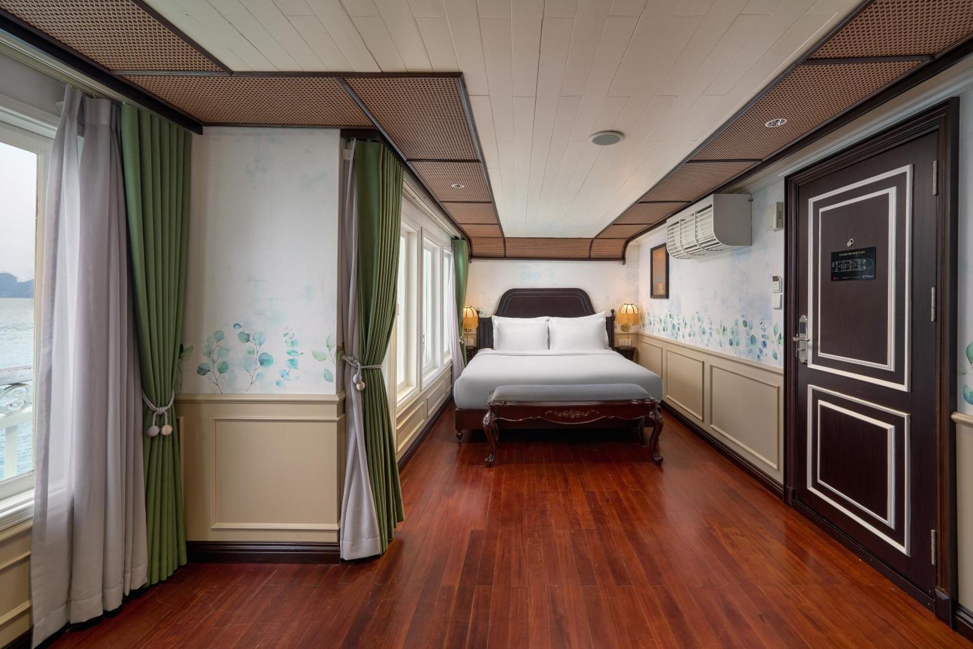 Signature Royal Halong Cruise Ha Long Buitenkant foto