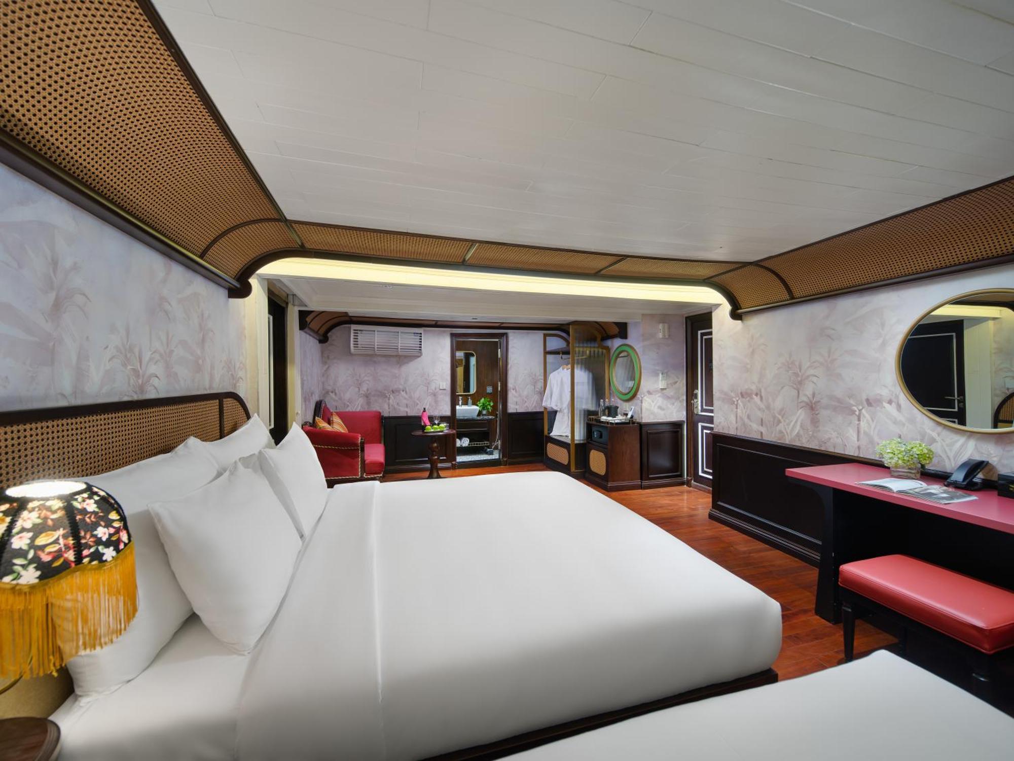 Signature Royal Halong Cruise Ha Long Buitenkant foto
