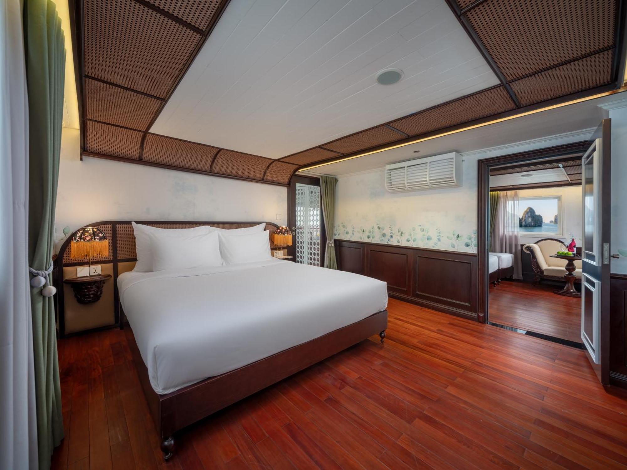 Signature Royal Halong Cruise Ha Long Buitenkant foto