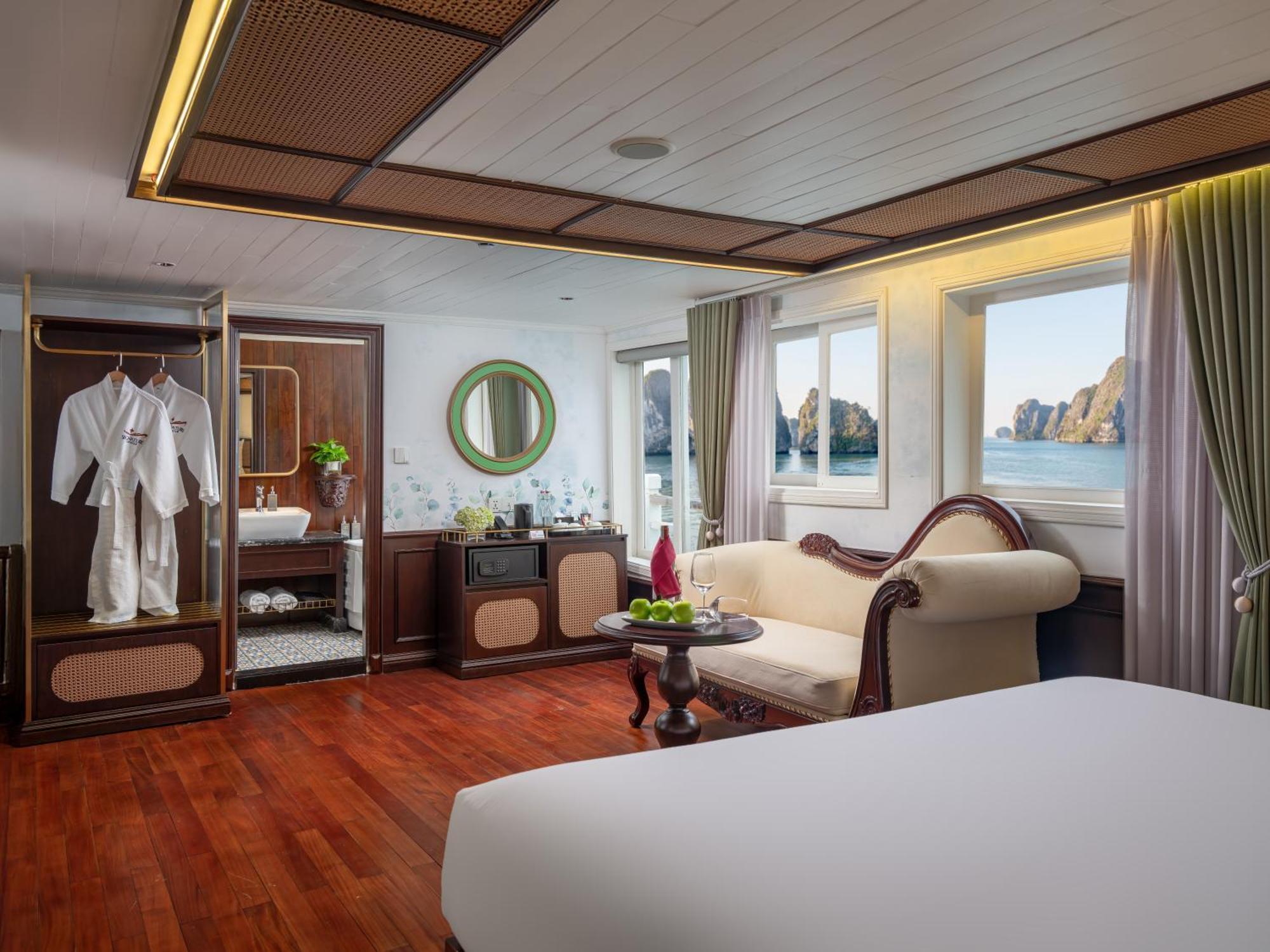 Signature Royal Halong Cruise Ha Long Buitenkant foto