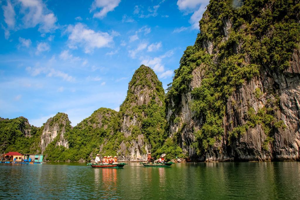 Signature Royal Halong Cruise Ha Long Buitenkant foto