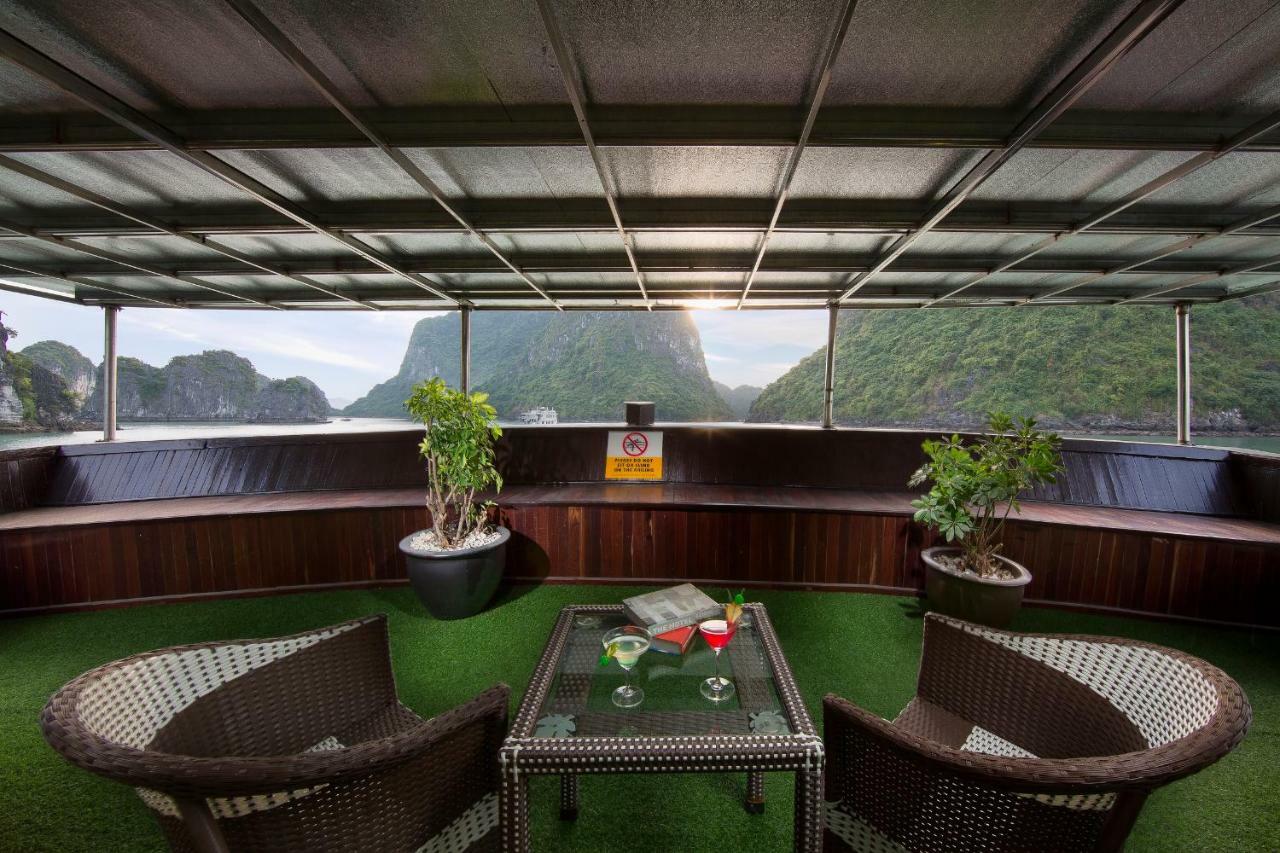 Signature Royal Halong Cruise Ha Long Buitenkant foto