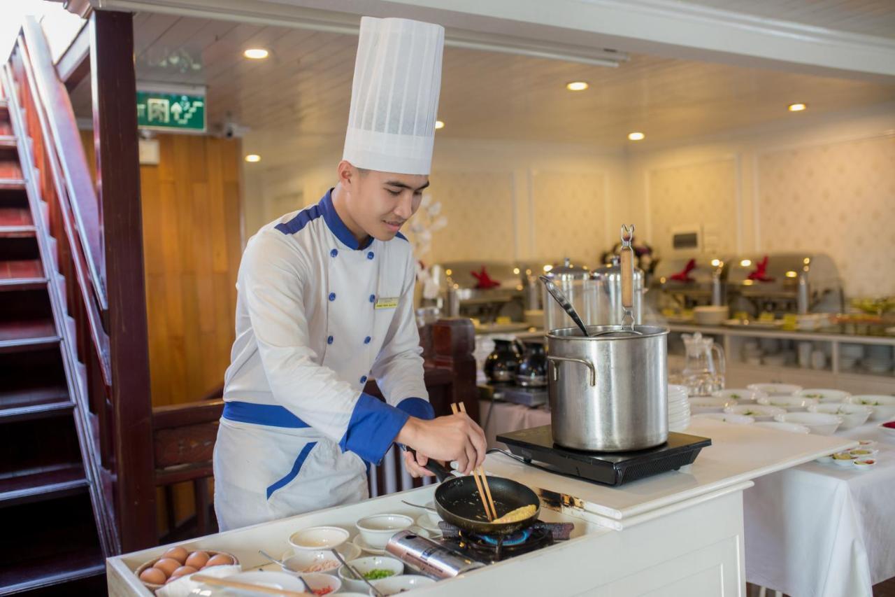 Signature Royal Halong Cruise Ha Long Buitenkant foto